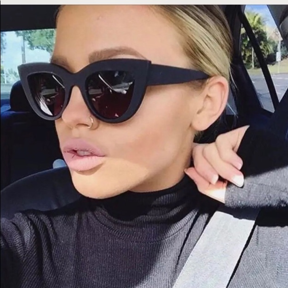 Fabulous, Cat Eye sunglasses NWT🖤 - Picture 2 of 10
